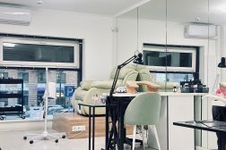 Студия красоты Real Team, с рейтингом 4.9 - находится по адресу Москва, улица Поляны, 5Ак1 