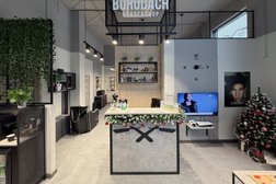 Барбершоп Borodach, с рейтингом 4 - находится по адресу Московская область, пос. Ильинское-Усово, Архангельская улица, 6 
