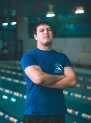 Тренер по плаванию Данил Олегович Казьмин