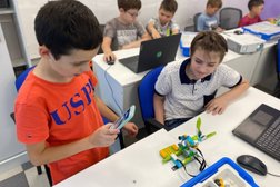 Школа программирования для детей Pixel, с рейтингом 5 - находится по адресу Москва, улица Декабристов, 27 