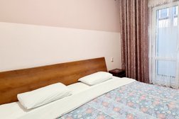 Гостиница Аврора, с рейтингом 3.2 - находится по адресу Алматы, проспект Райымбека, 212А/7 