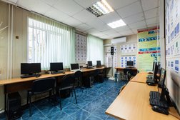 Автошкола Автомобильный учебный центр, с рейтингом 3.9 - находится по адресу Московская область, Подольск, Железнодорожная улица, 7 