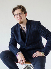 Массажист Денис Сергеевич Логачев