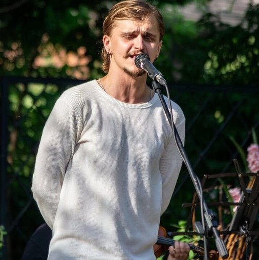 Андрей Бакасов