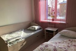 Частный центр домашней заботы Добрые сердца, с рейтингом 4 - находится по адресу Прокопьевск, Городская улица, 120 