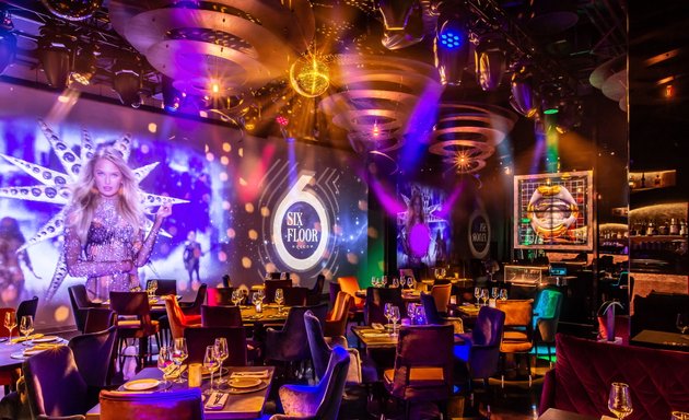 Osilgan qora sik porno