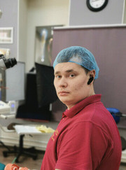 Стоматолог-хирург, главный врач Денис Викторович Легейда