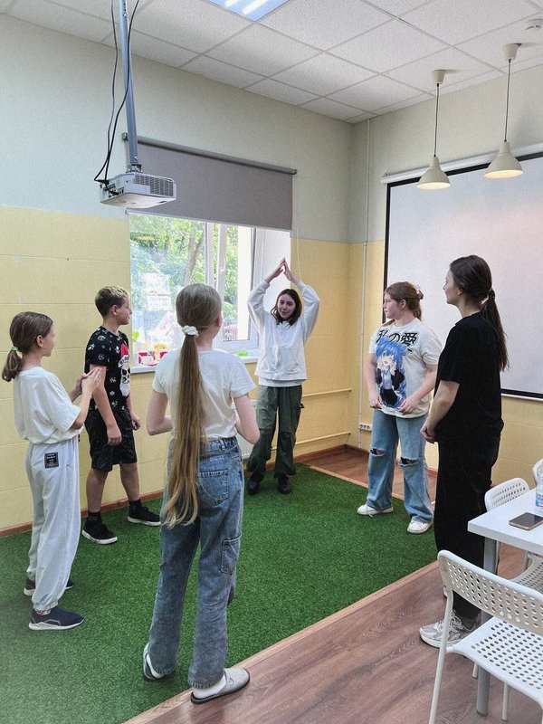 фотография Школы разговорного английского TOPschool