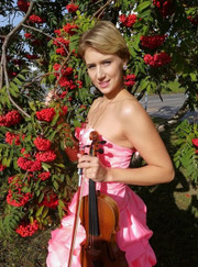 Музыкант, преподаватель игры на скрипке Арина Владимировна Дукмасова