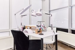 Парикмахерская Beauty Bar Wow!Storg, с рейтингом 4.9 - находится по адресу Санкт-Петербург, Бухарестская улица, 89 