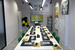 Школа программирования для детей KIBERone, с рейтингом 4.3 - находится по адресу Москва, Новомосковский административный округ, район Коммунарка, жилой комплекс Скандинавия, улица Эдварда Грига, 16 к1 