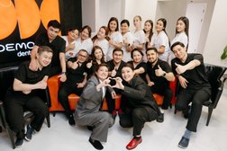 Стоматологическая клиника Demokrat, с рейтингом 4.7 - находится по адресу Алматы, ​Коктем 3-й микрорайон, 24 к1 