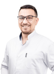 Репродуктолог, главный врач Анатолий Николаевич Комогорцев