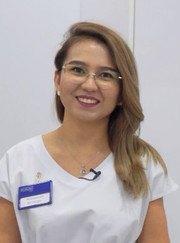 Стоматолог, главный врач Жания Нуржановна Бубеева