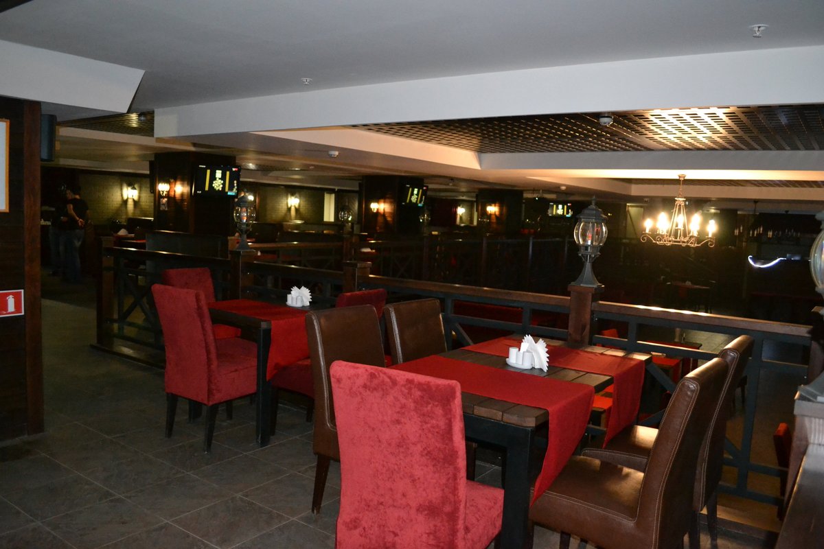 Ресторан франк бай баста. Гастро ростов. Гастроклуб ростов пушкинская. Гастро код ростов текучева. Баста ресторан ростов.