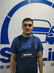 Директор, рабочий автосервиса Ильнур Равилович Равилов