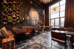 Кальянная Барвиха Lounge Крылатское, с рейтингом 4.9 - находится по адресу Москва, Осенний бульвар, 7 корпус 1 