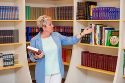 Частная школа Абсолют, с рейтингом 3.8 - находится по адресу Московская область, Райсеменовское деревня, вл1 