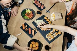 Суши-ресторан с доставкой Up Sushi, с рейтингом 4.8 - находится по адресу Московская область, Люберцы, улица Лётчика Ларюшина, 6 