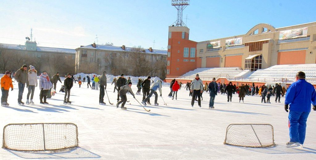 Каток локомотив москва