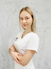 Гигиенист стоматологический Елизавета Евгеньевна Маклакова