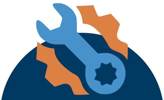 Uy kamerasida yalangoch Kozoynak taqqan talabaning porno videosi