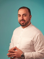 Имплантолог, стоматолог Мохаммад Сармини