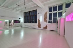 Студия танцев Жги паркет!, с рейтингом 4.6 - находится по адресу Владивосток, улица Калинина, 275В 