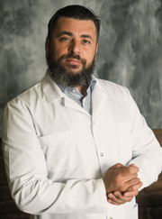 Ветеринарный хирург, ветеринарный онколог Алексей Александрович Травницкий