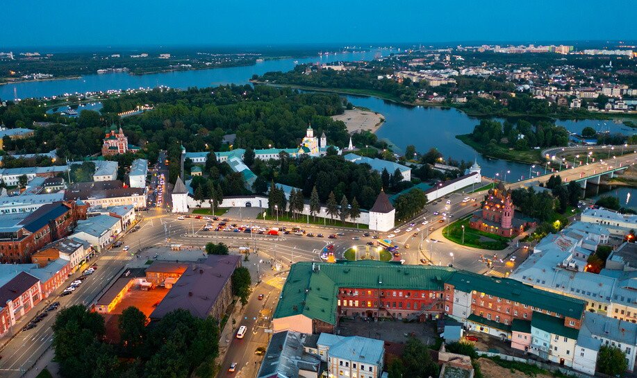 Вечерний Ярославль с высоты птичьего полёта