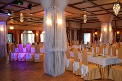 Банкетный зал Парк Холл, с рейтингом 4.4 - находится по адресу Калининградская область, Гурьевск, Калининградское шоссе, 8 