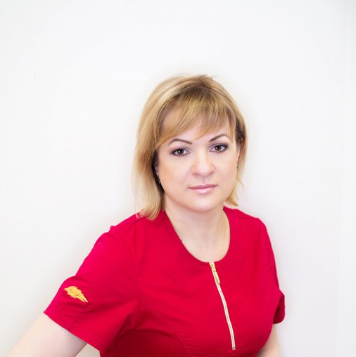 Елена Зверева