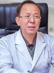 Врач восточной медицины Джонг Мок Ли