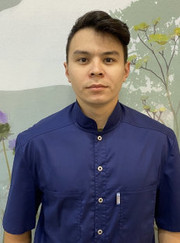 Имплантолог, стоматолог Артур Нафисович Баймуратов