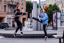 Кафе быстрого питания КручуВерчу, с рейтингом 4.7 - находится по адресу Ленинградская область, Мурино, Привокзальная площадь, 3т 