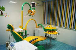 Семейная стоматология, с рейтингом 3.8 - находится по адресу Волгоградская область, Волжский, улица Мира, 150д 