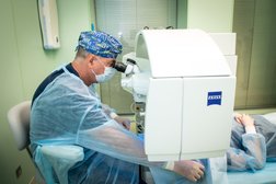 Клиника Я вижу, с рейтингом 4.1 - находится по адресу Санкт-Петербург, Народного Ополчения проспект, 10 лит А 