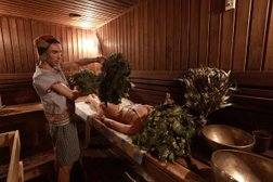 Классные бани — Лофт-сауна «ЧилХауз», с рейтингом 4.4 - находится по адресу Санкт-Петербург, Моховая, 14 