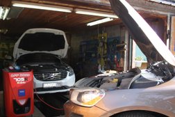 Профильный автосервис ВОЛЬВОЗИП, с рейтингом 3 - находится по адресу Московская область, Красногорск, 1-й Комсомольский переулок, 8/6 