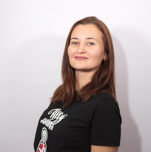 Елена Захарова
