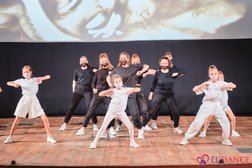 Школа танцев и фитнеса Эльданс, с рейтингом 4.8 - находится по адресу Челябинск, проспект Победы, 168 