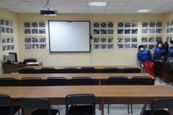Автошкола Автолицей, с рейтингом 3.4 - находится по адресу Московская область, Лобня, улица Крупской, 26а 