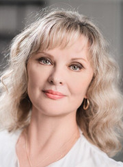 Главный врач, алголог Альбина Амировна Сюникова