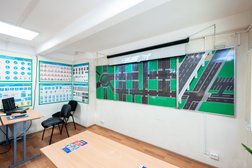 Автошкола Штурман, с рейтингом 4.8 - находится по адресу Санкт-Петербург, Пушкин, Ленинградская улица, 57 