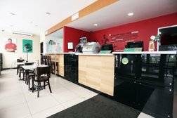 Пиццерия Папа Джонс, с рейтингом 4.3 - находится по адресу Новосибирск, улица Бориса Богаткова, 66 