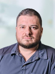 Имплантолог, стоматолог-ортопед Глеб Николаевич Логинов