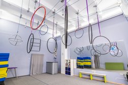 Школа воздушной гимнастики Невесомость, с рейтингом 5 - находится по адресу Новосибирск, Королёва, 40 к40 