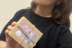 Студия по изготовлению мыла и свечей Handmade от Alisha Moore, с рейтингом 4.4 - находится по адресу Кемеровская область — Кузбасс, Кемерово, Щегловский переулок, 1а 