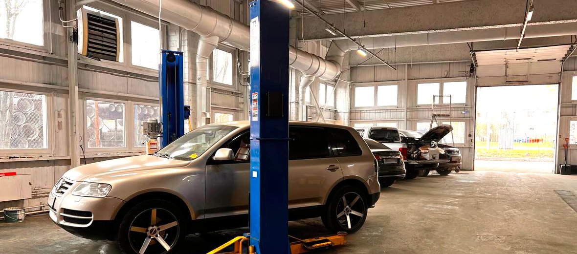 Шкода сто. Автосервис шкода. Рапид автосервис. Шкода суперб ремонт двигателя. Автосервис vw.