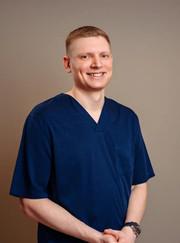 Стоматолог-ортопед, имплантолог Алексей Андреевич Данилович